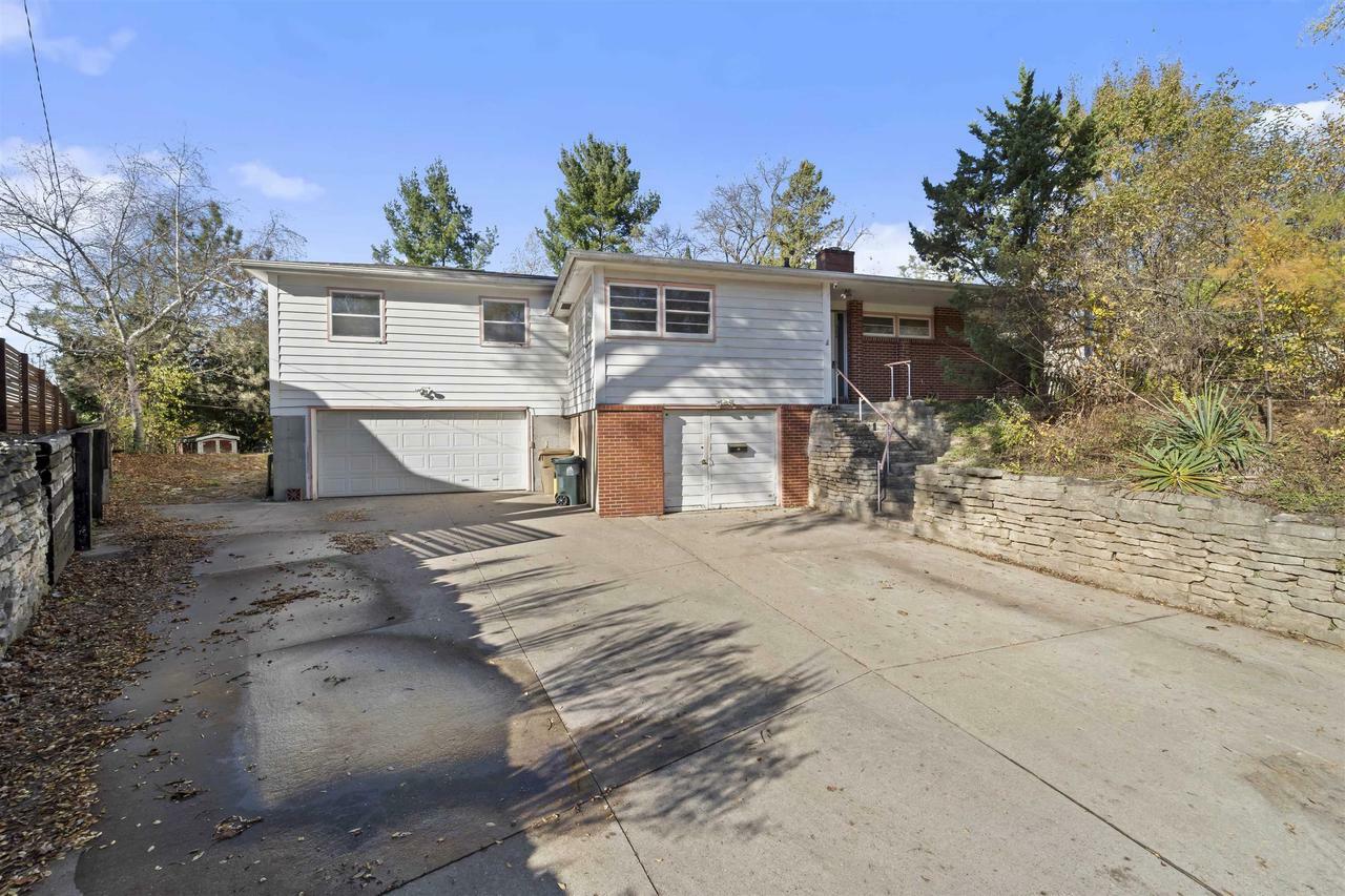 Property Photo: 322 North Hillside Terrace WI 53705