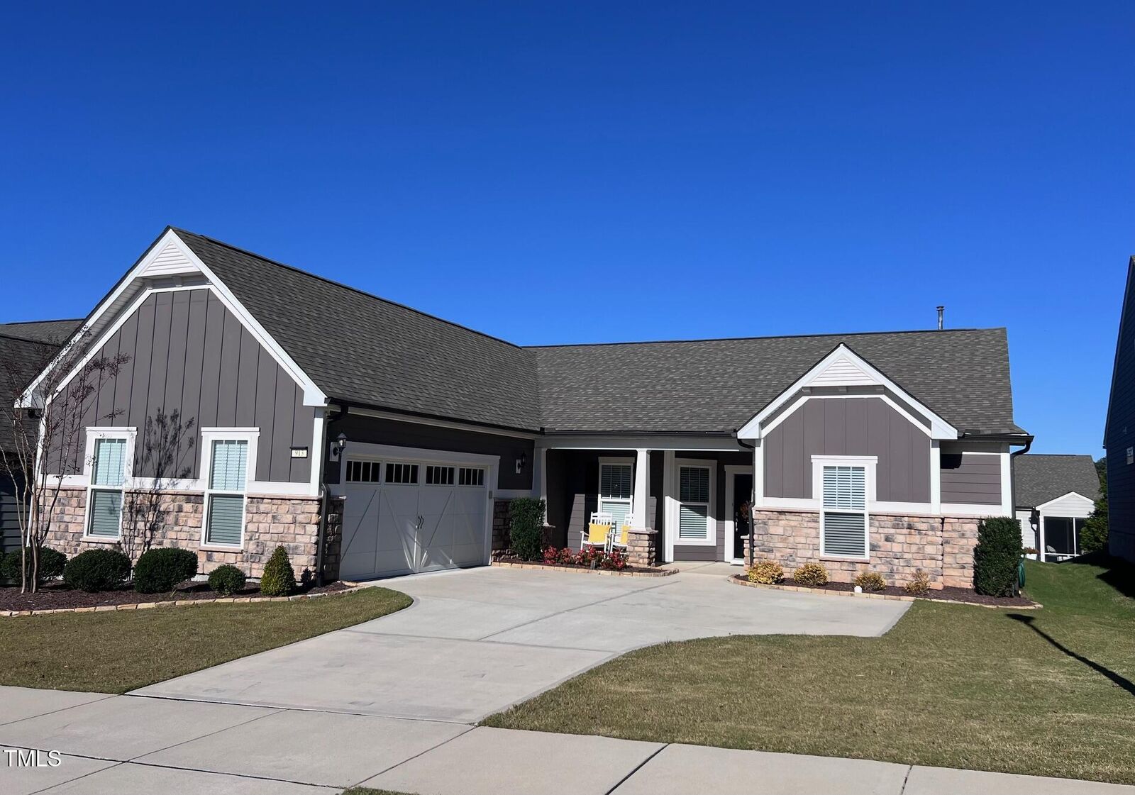 Property Photo:  913 Del Webb Manor Avenue  NC 27587 