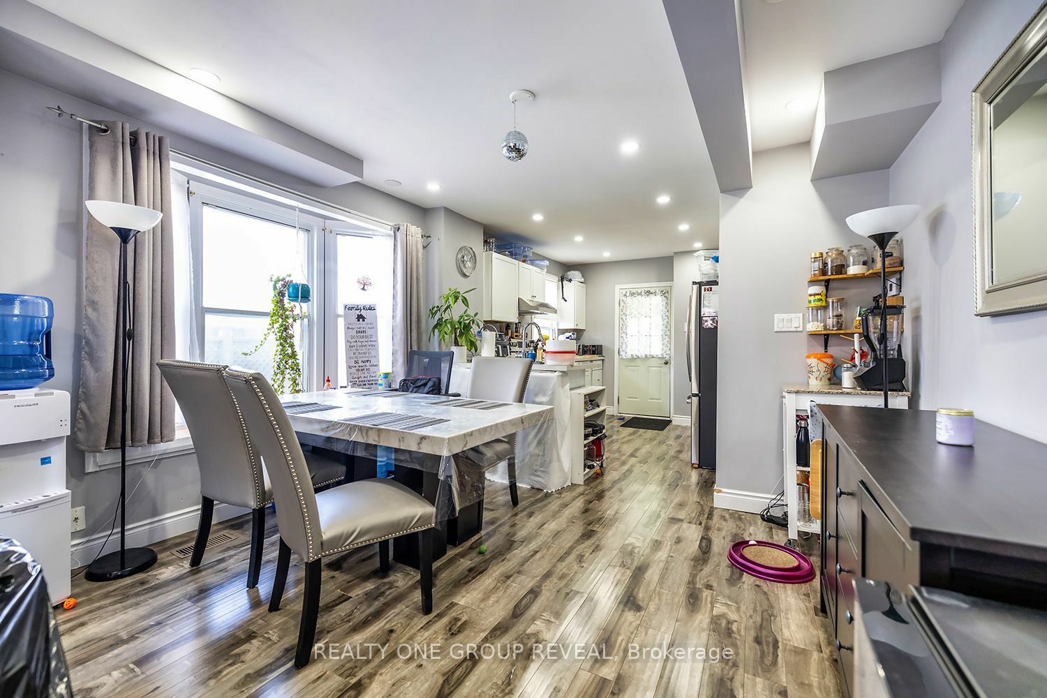 Property Photo:  285 Jarvis St  ON L1G 5K8 