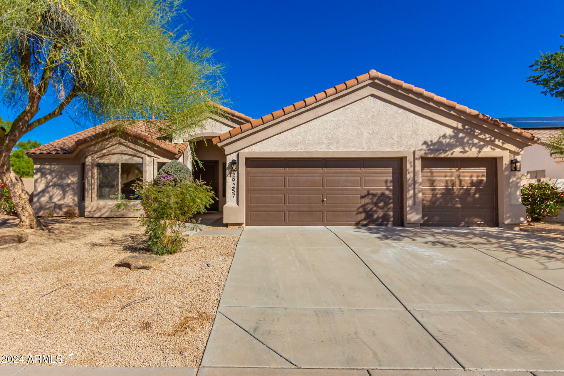 Property Photo:  29257 N 50th Place  AZ 85331 