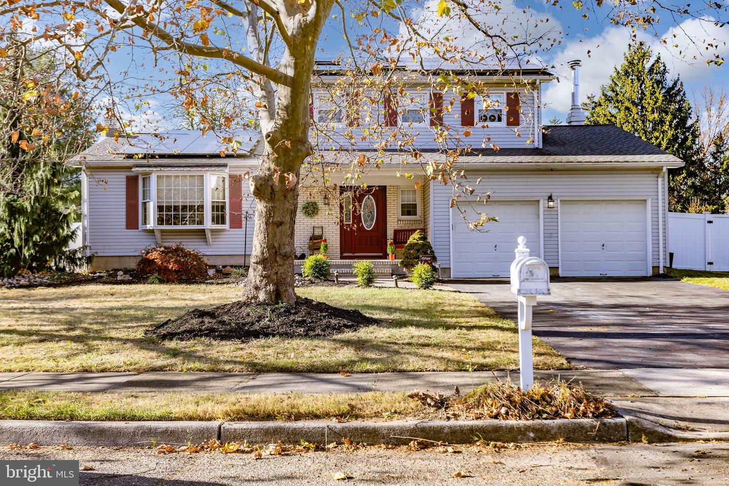 Property Photo:  8 Sandtown Terrace  NJ 08690 