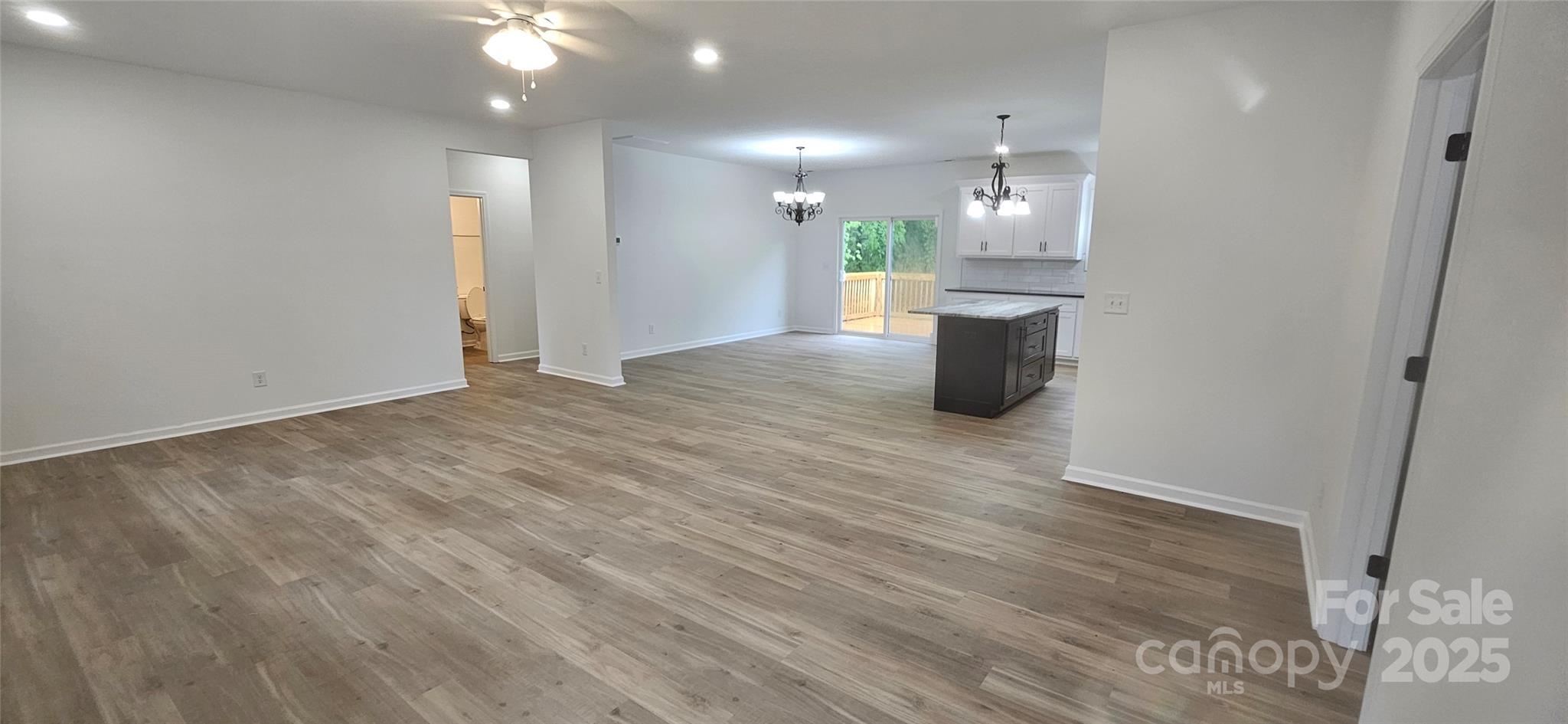 Property Photo: 536 Robinhood Road 27 NC 28650