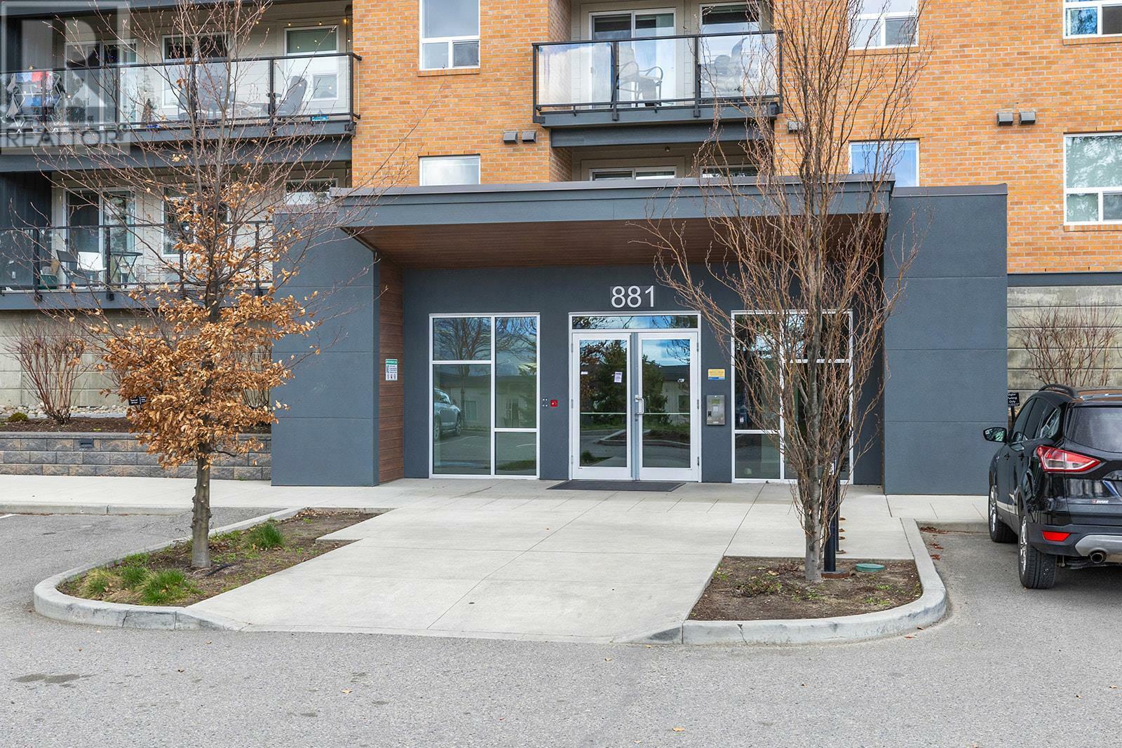 Property Photo:  881 Academy Way 212  BC V1V 0A2 