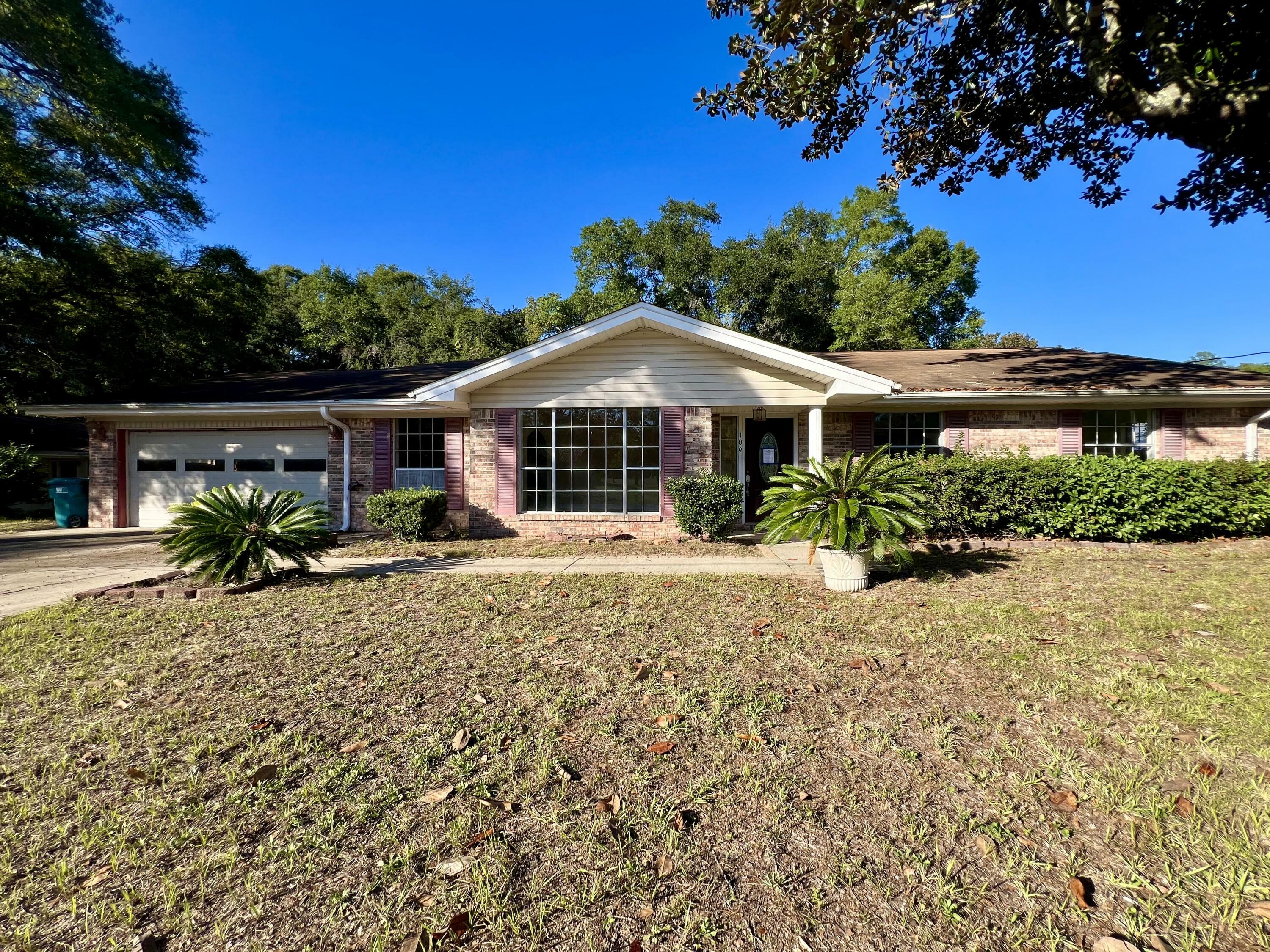 Property Photo:  109 McEwen Drive  FL 32578 