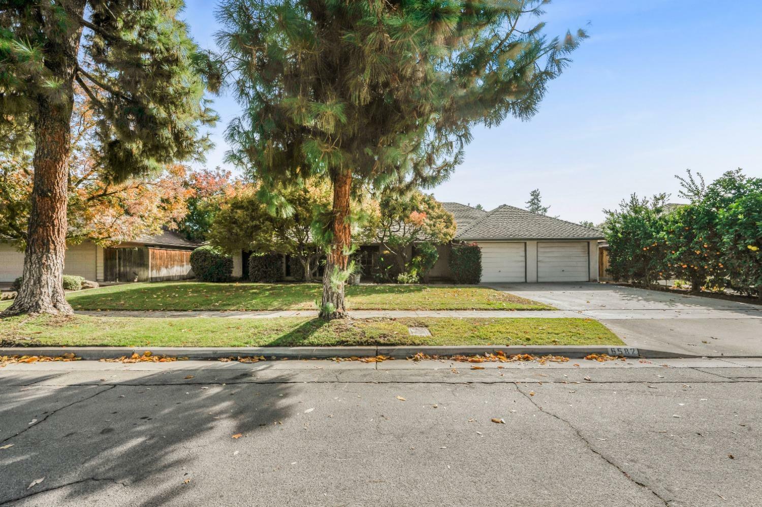 Property Photo:  6582 N Haslam Avenue  CA 93711 