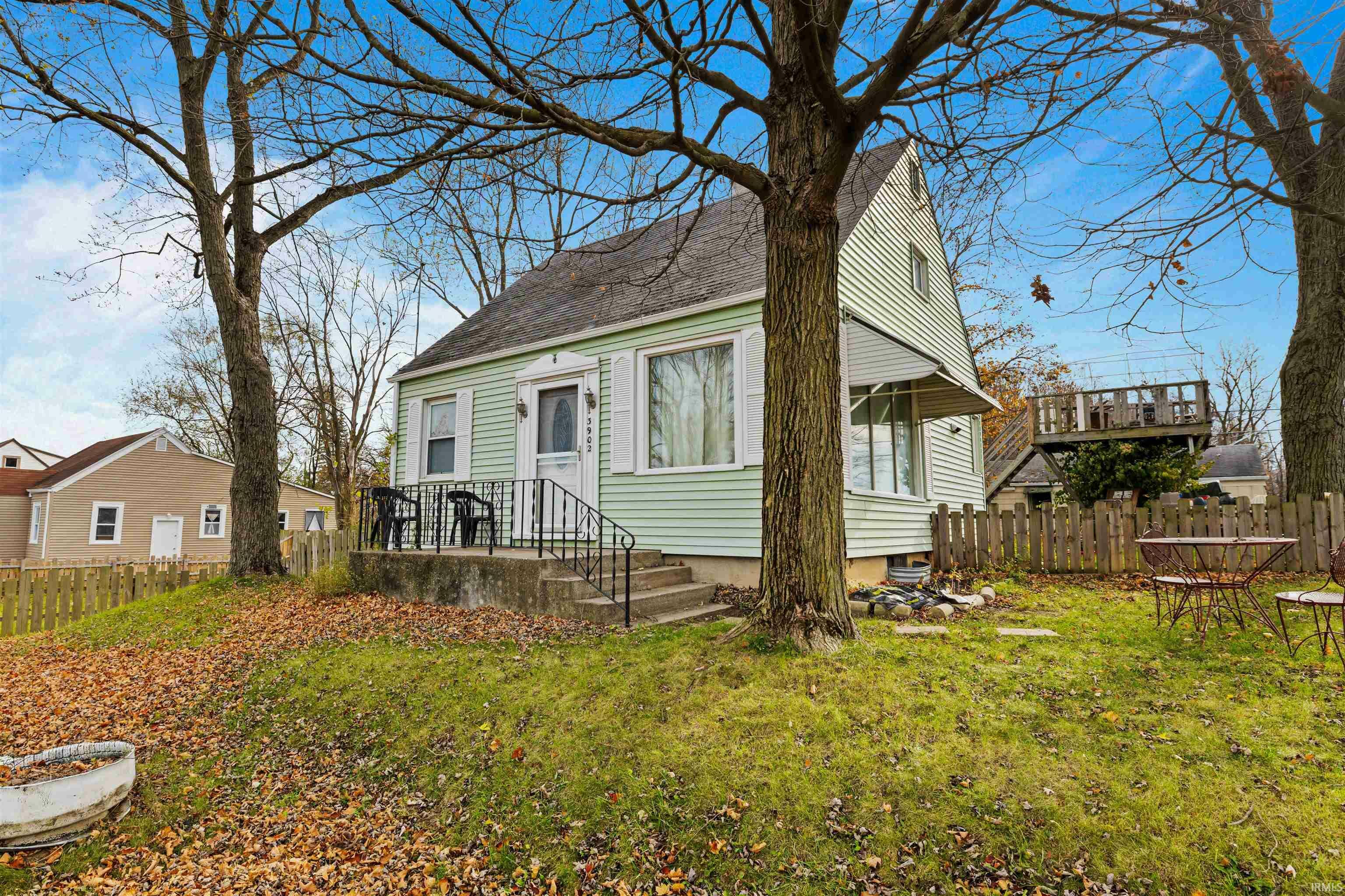 Property Photo:  3209 Grayston Avenue  IN 46806 