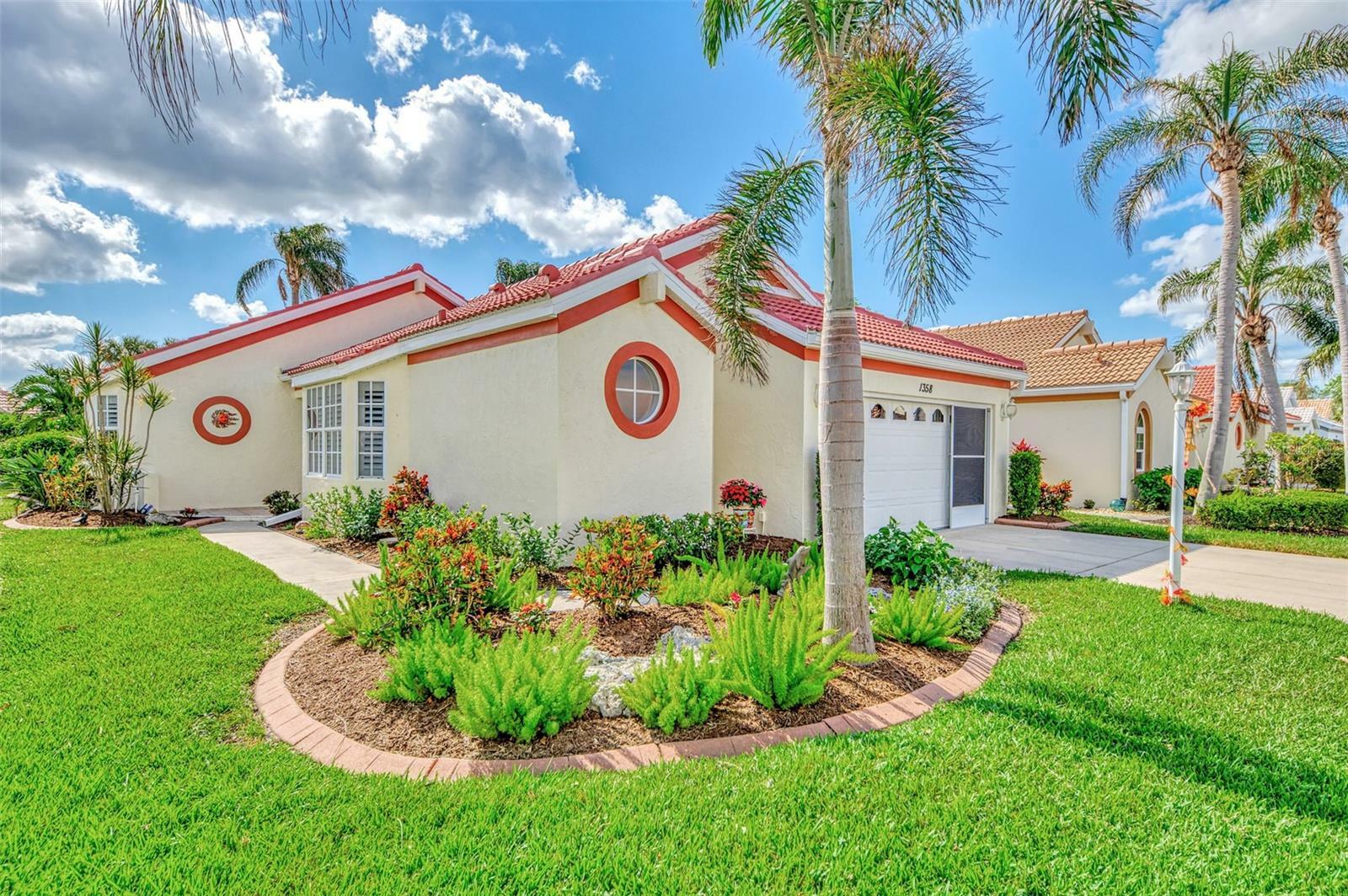 Property Photo:  1358 Capri Isles Boulevard  FL 34292 