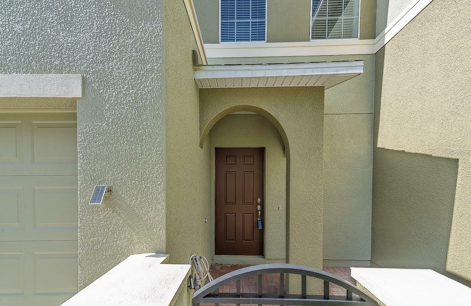 Property Photo:  2953 Willowleaf Lane  FL 33544 