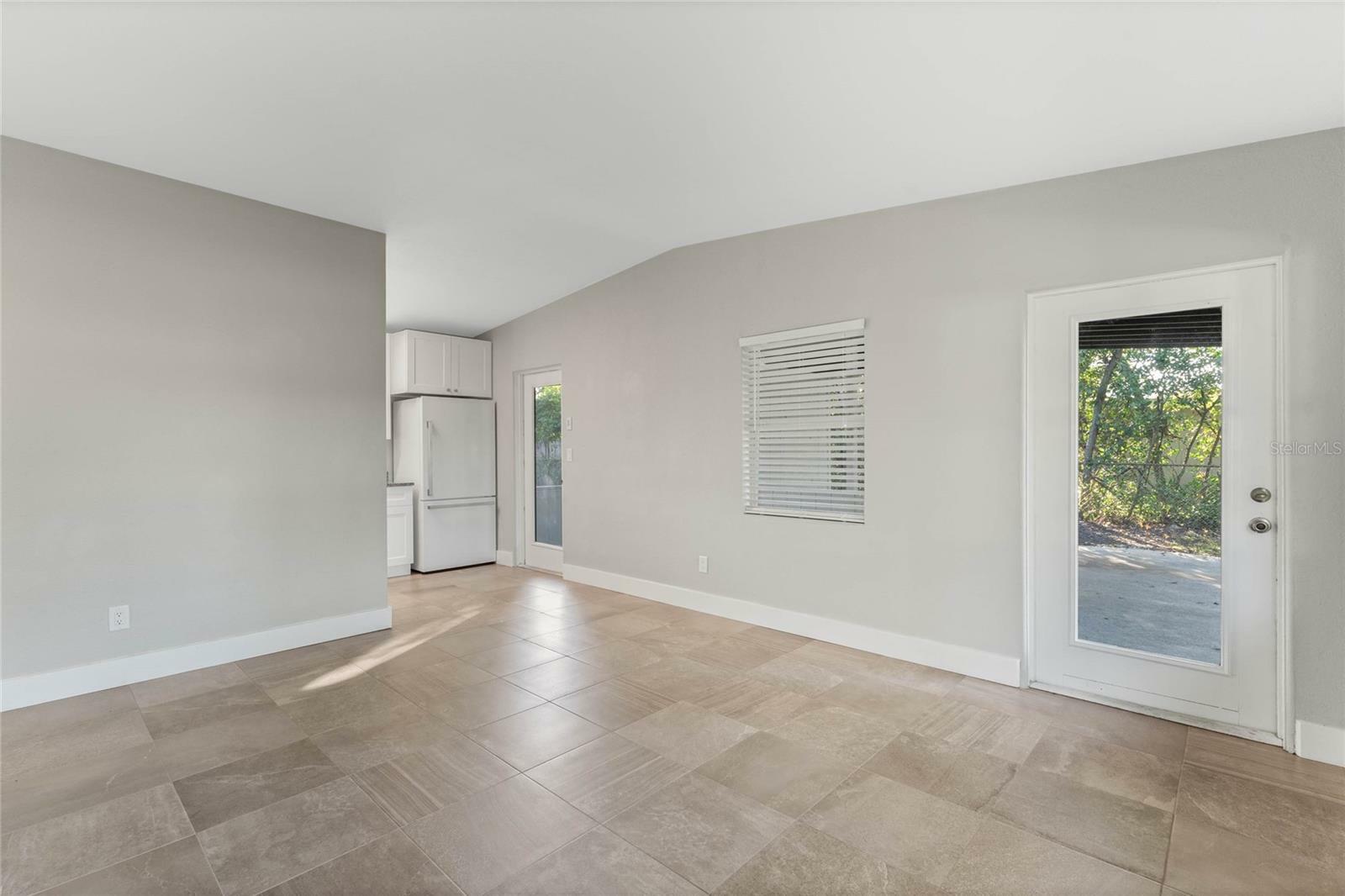 Property Photo:  560 E 3rd Street  FL 32766 