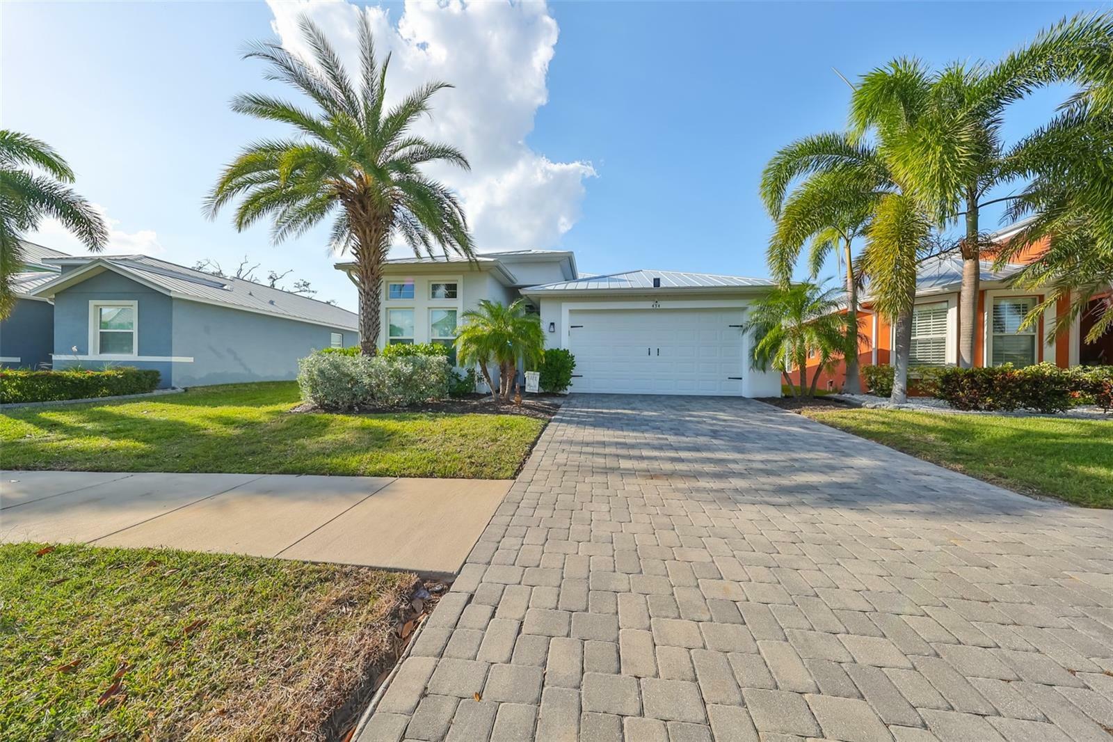 Property Photo:  434 Bahama Grande Boulevard  FL 33572 