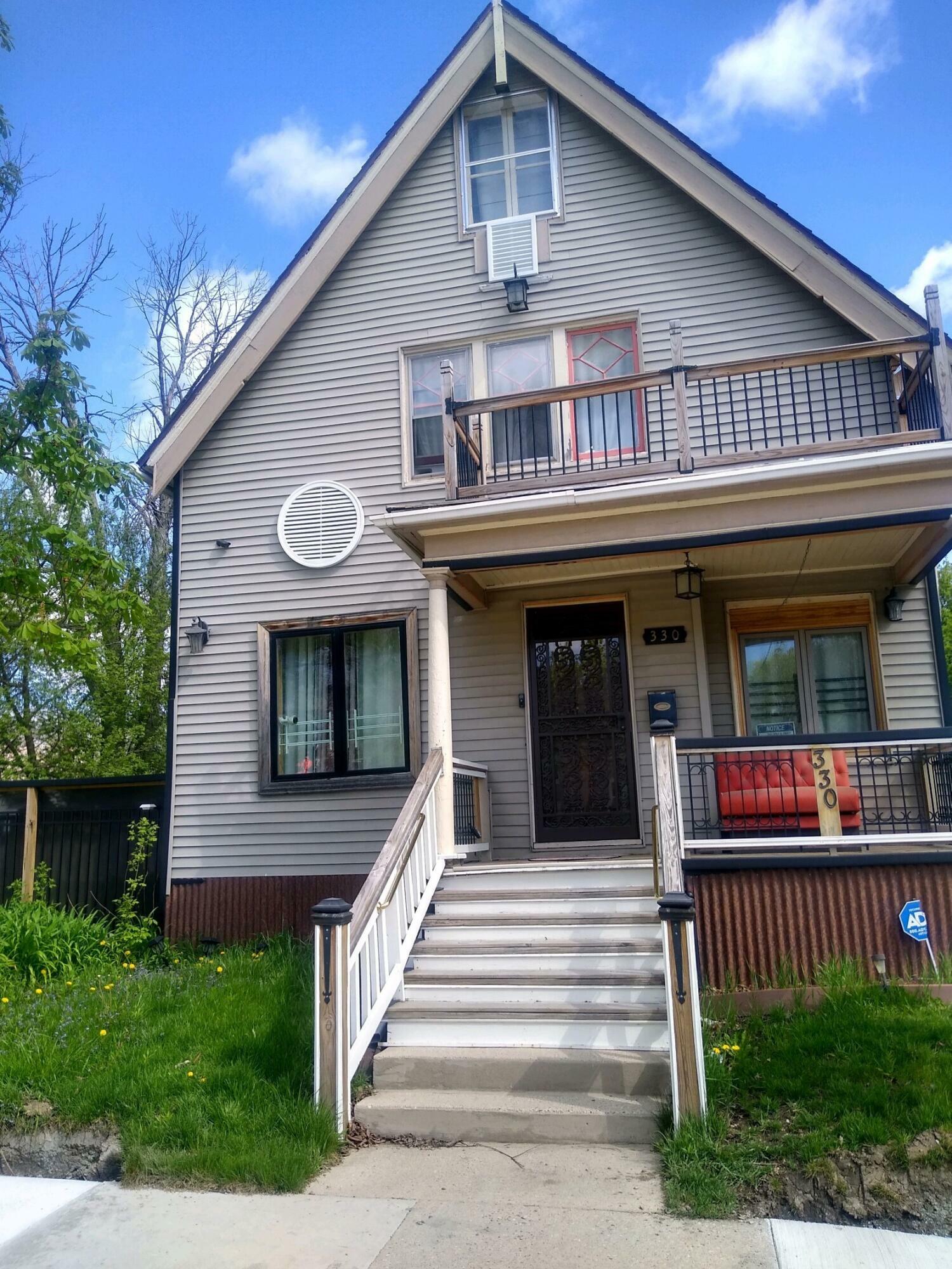 Property Photo:  330 E Locust St  WI 53212 