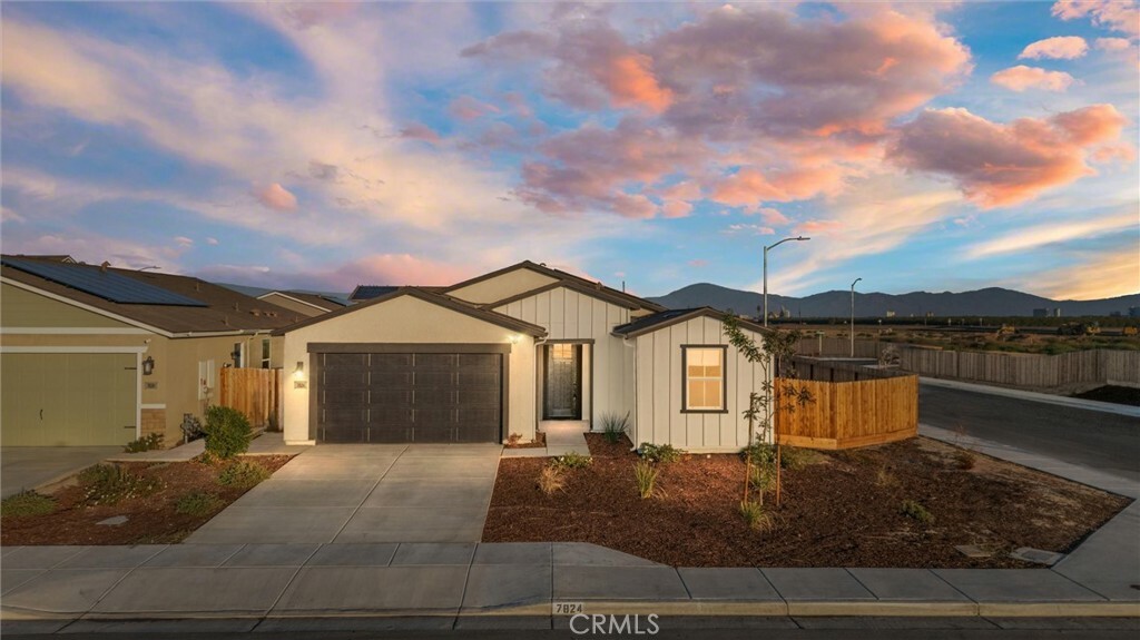 Property Photo:  7824 Rio Verde Drive  CA 93311 