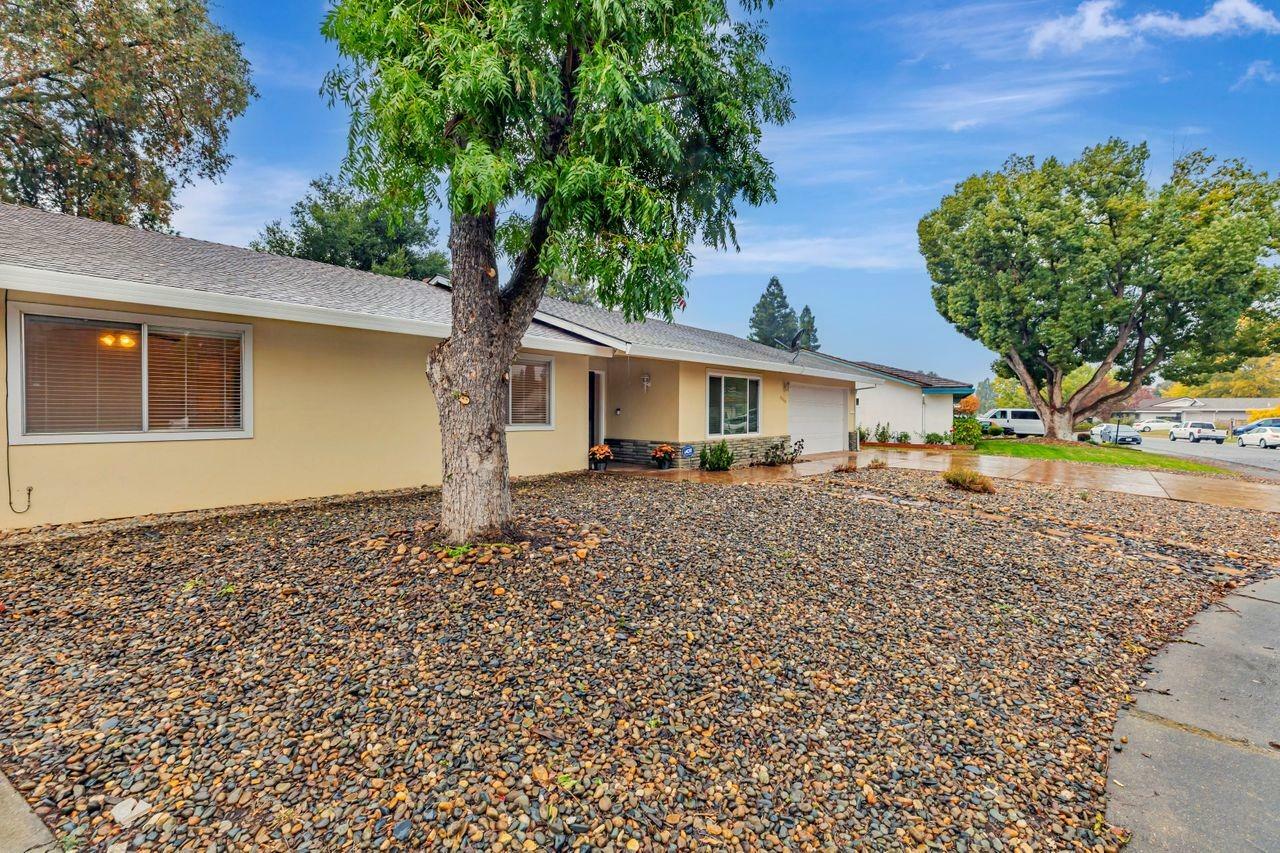 Property Photo:  9060 El Oro Plaza Drive  CA 95624 