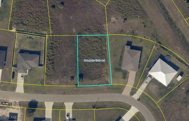 Property Photo: 8015 Marsh Circle FL 33935