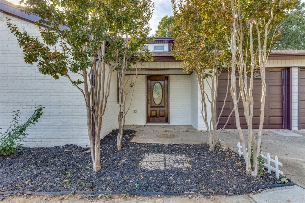 Property Photo:  6929 Post Oak Drive  TX 76182 