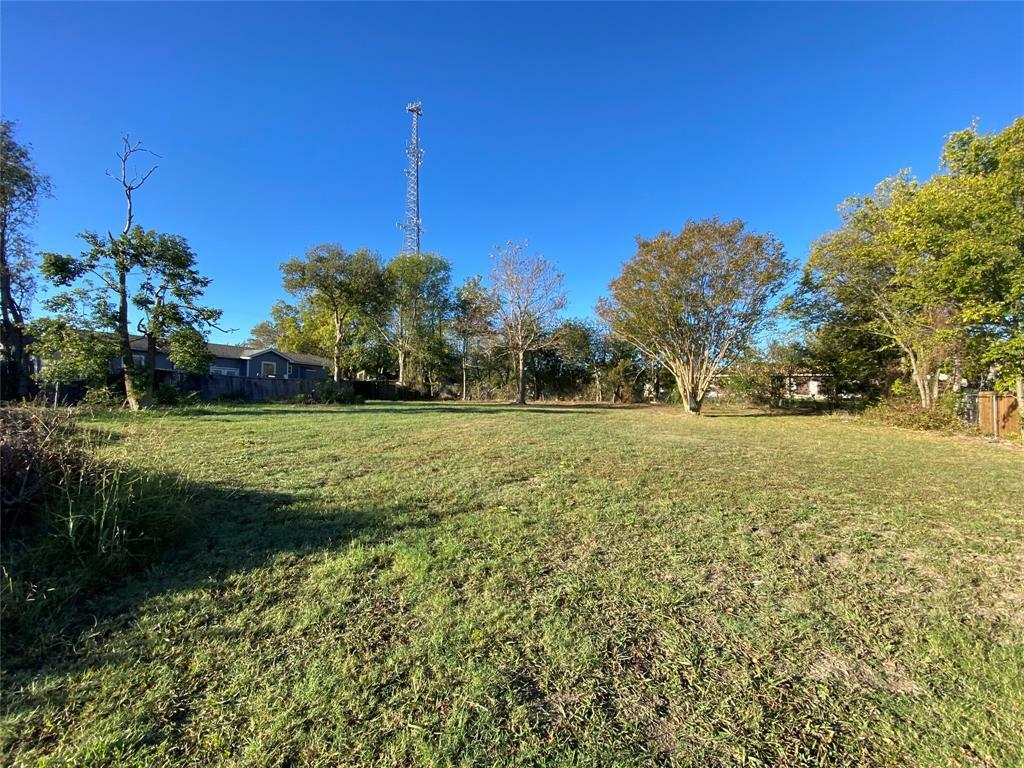 Property Photo:  132 Wayne Drive  TX 75032 