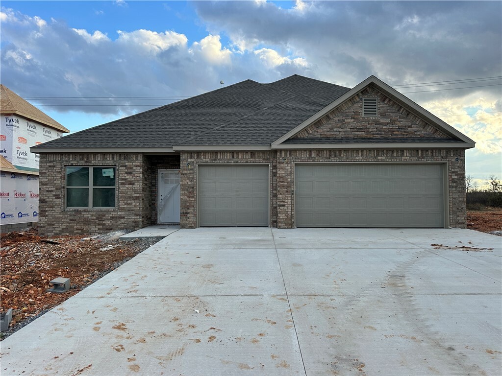 7303 SW Basswood Avenue  Bentonville AR 72713 photo