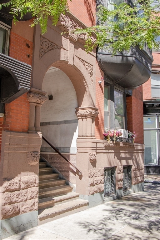 Property Photo:  31 Massachusetts Ave 1-1  MA 02115 