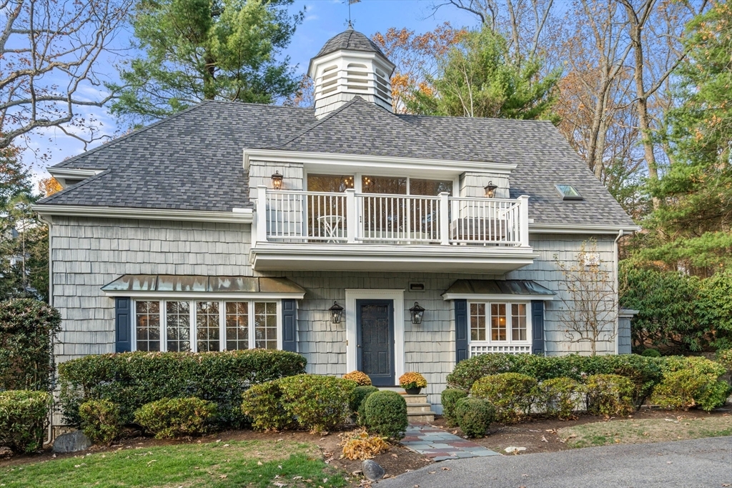 Property Photo:  86 Abbott Rd  MA 02481 