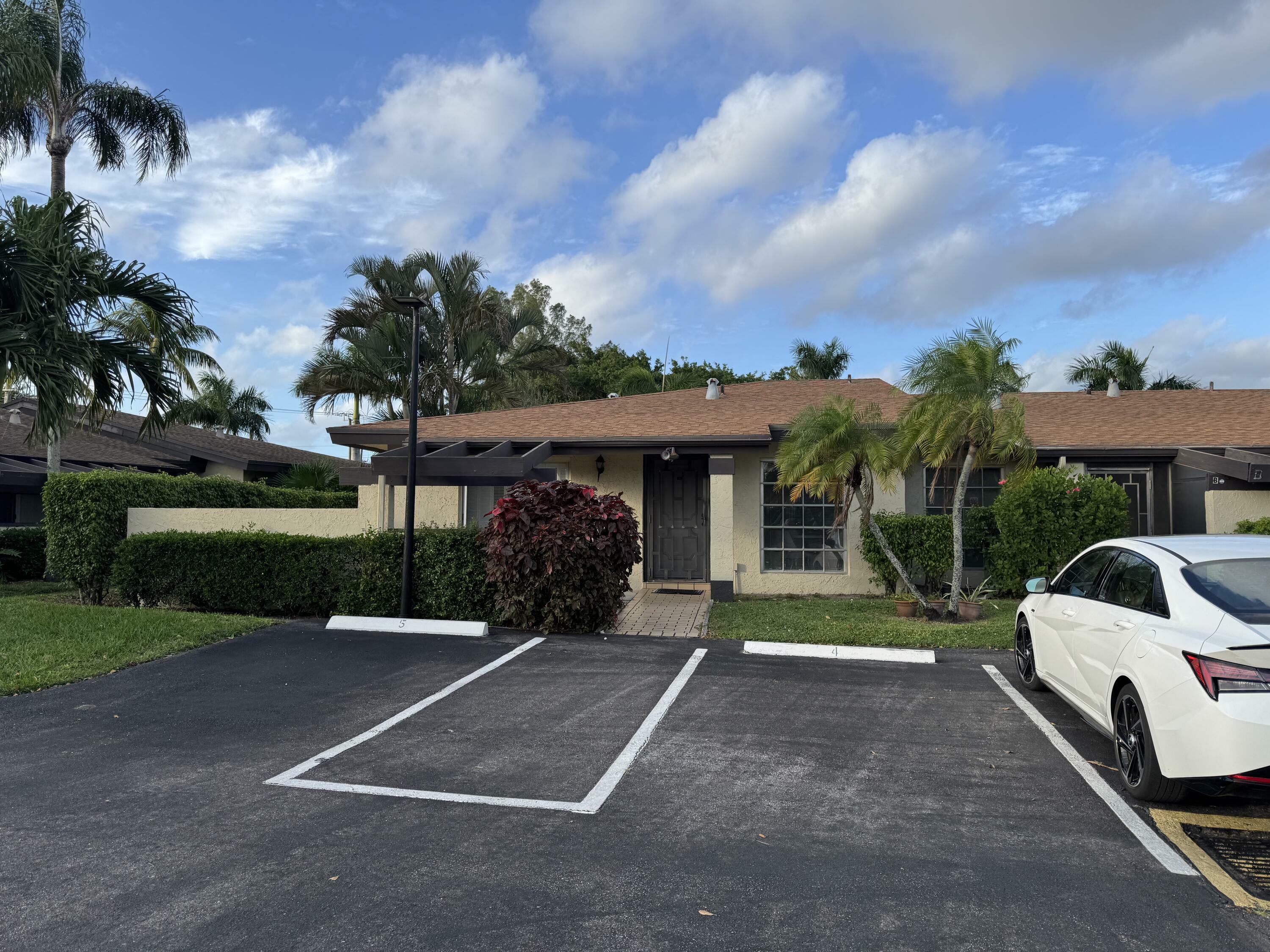 13577 Via Aurora  Delray Beach FL 33484 photo