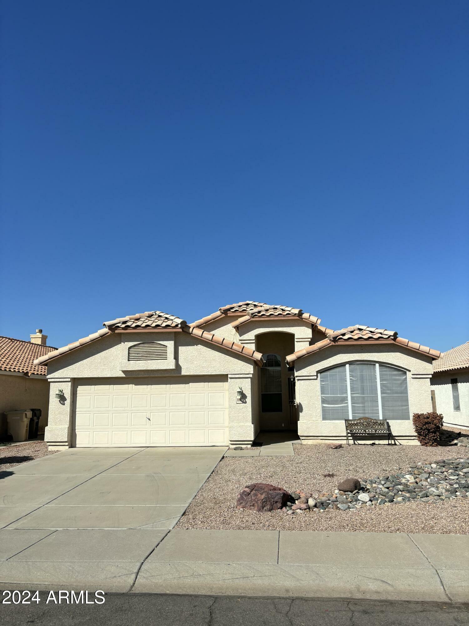 Property Photo:  8916 W Davis Road  AZ 85382 