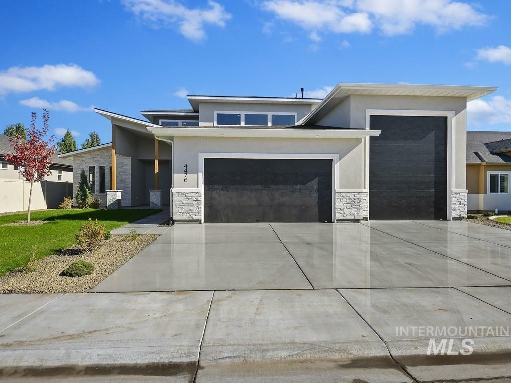 Property Photo:  4625 N McKinley Park Ave  ID 83646 