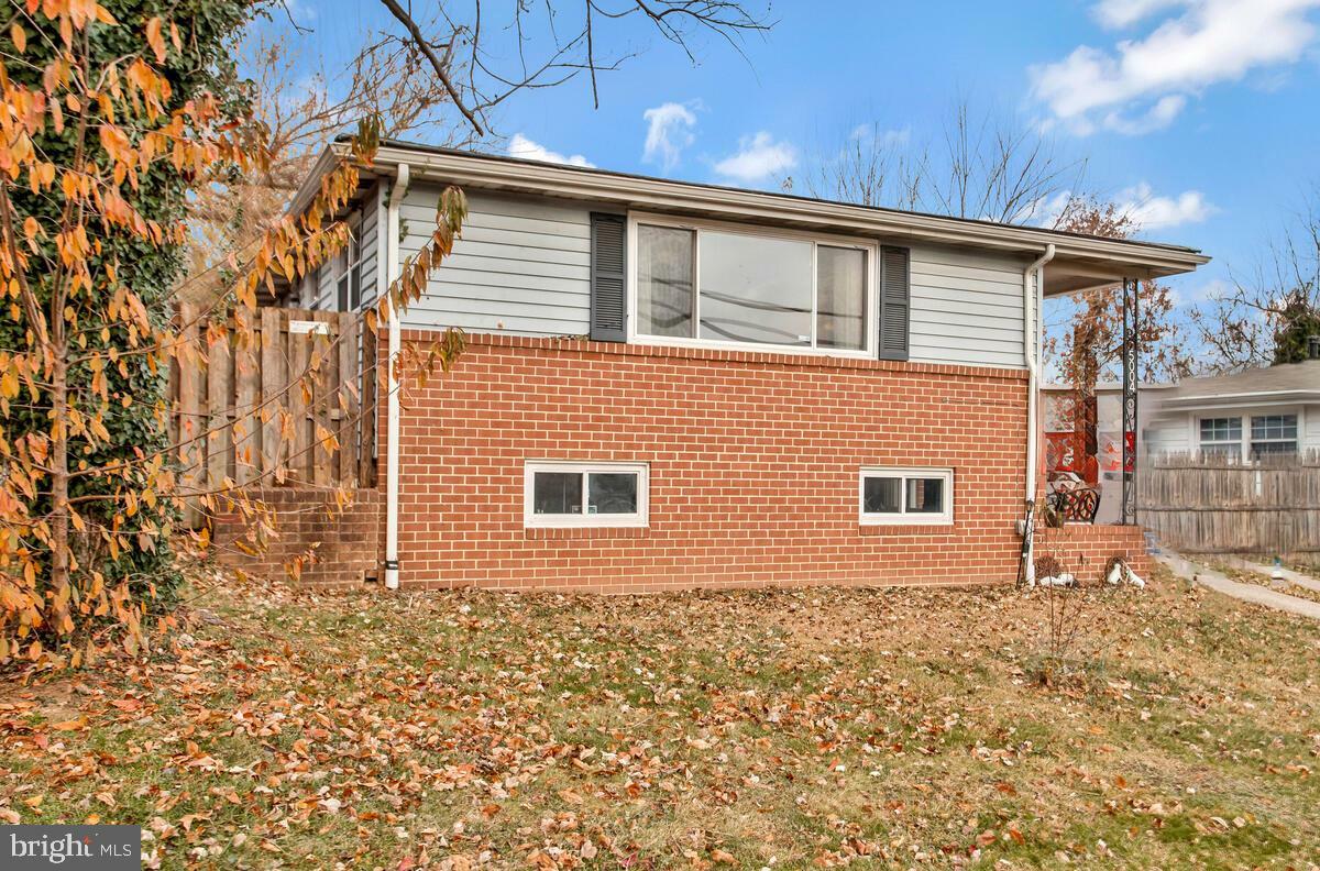 Property Photo:  5004 Shelbourne Road  MD 21227 