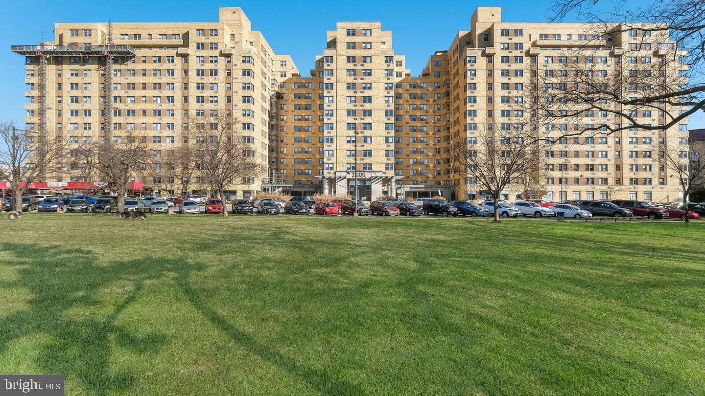 Property Photo:  2601 Pennsylvania Avenue 212  PA 19130 