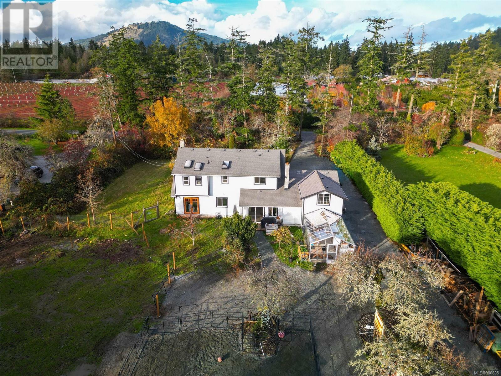 Property Photo:  931 Clayton Road  BC V8L 5M3 