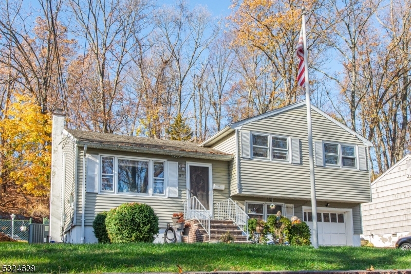 Property Photo:  89 Knolls Rd  NJ 07403 