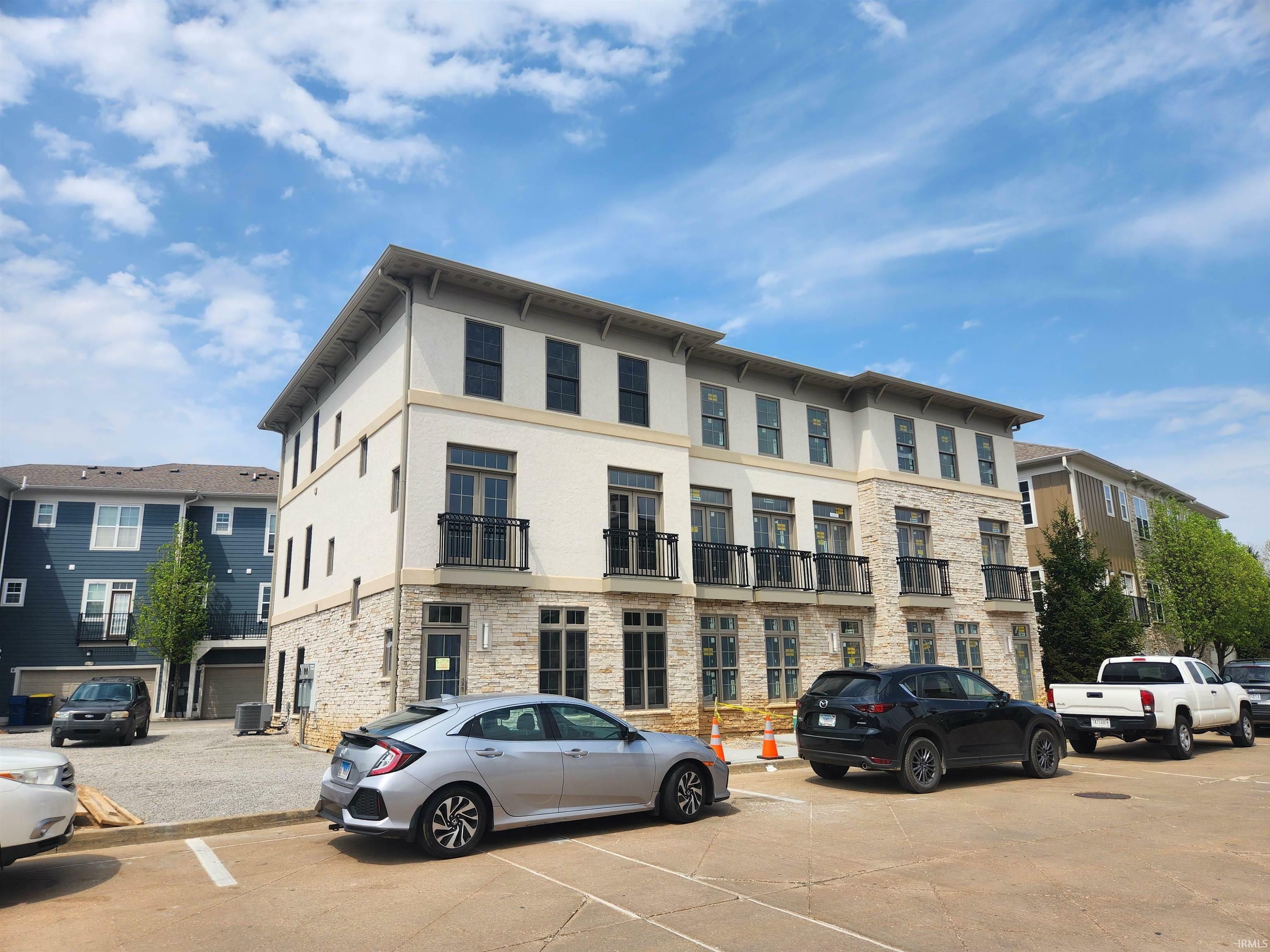 Property Photo: 1550 S Piazza Drive IN 47401