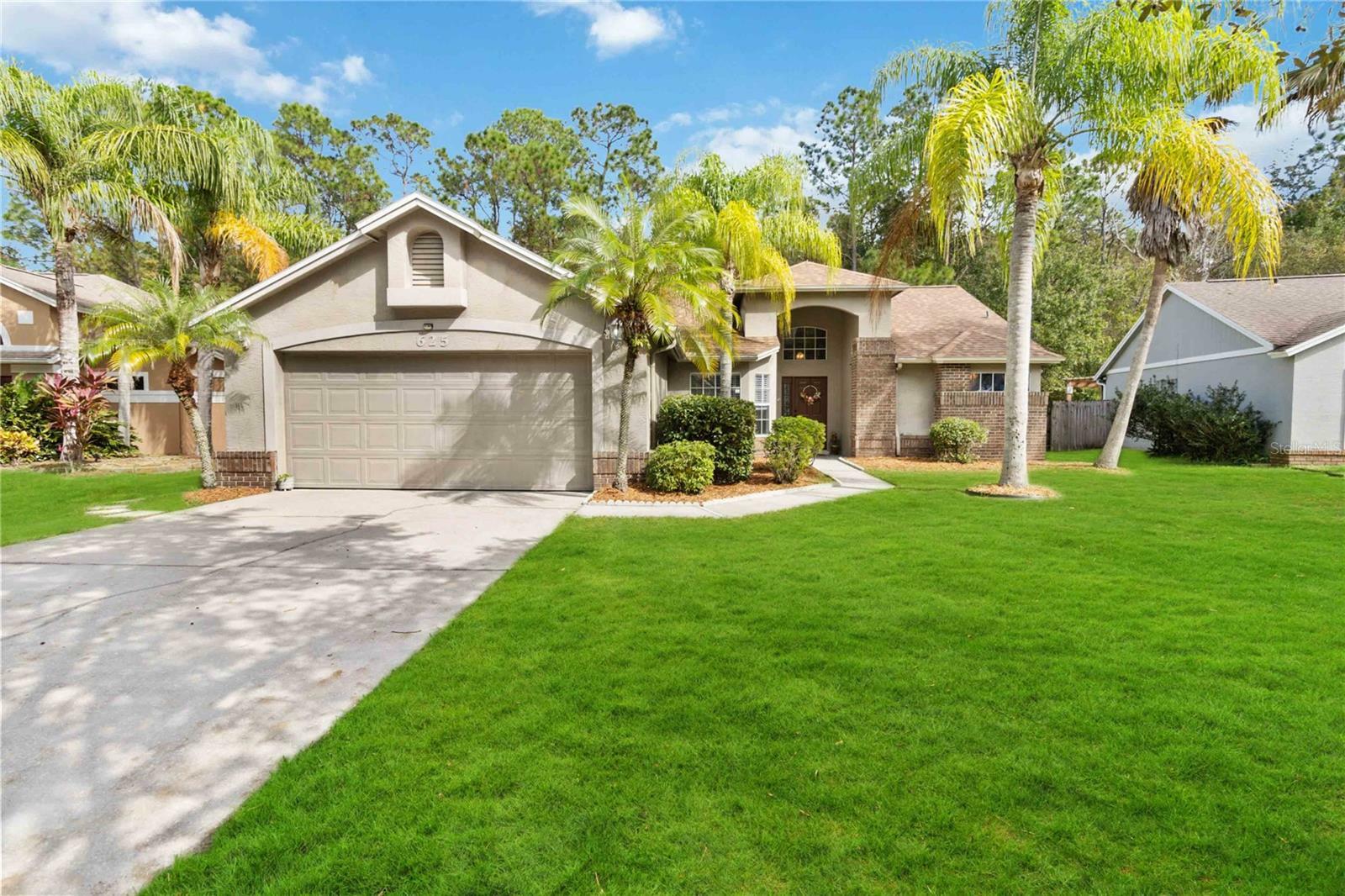 Property Photo:  625 Heron Bay Drive  FL 32825 