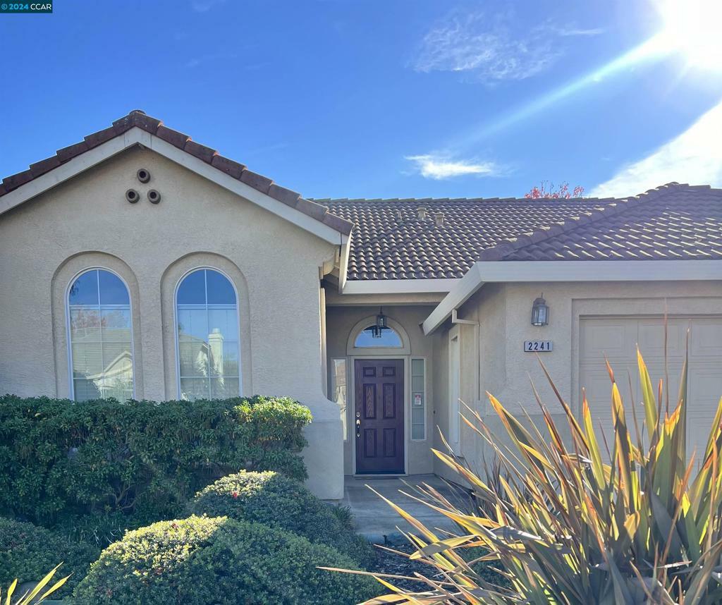 Property Photo:  2241 Vail Ct  CA 95765 