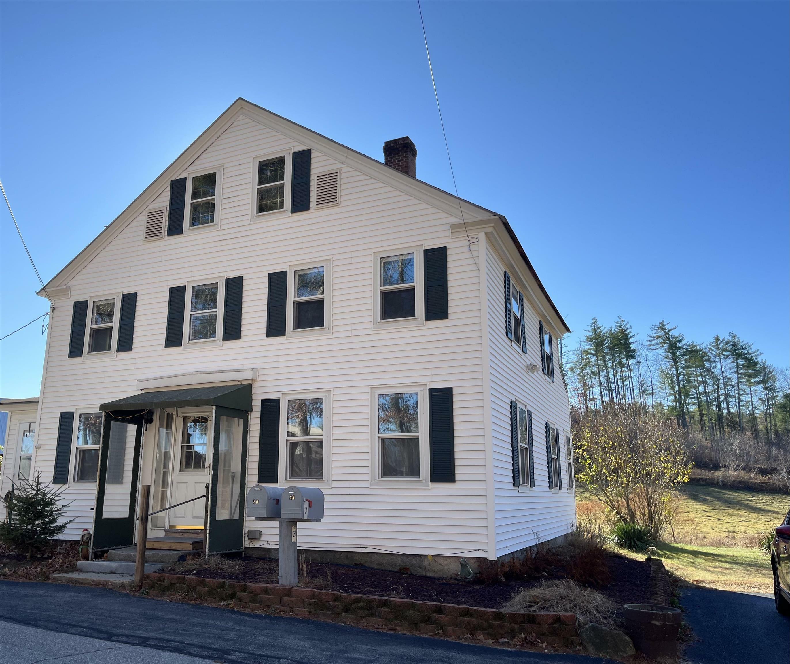 Property Photo:  3 Old Batchelder Road  NH 03077 