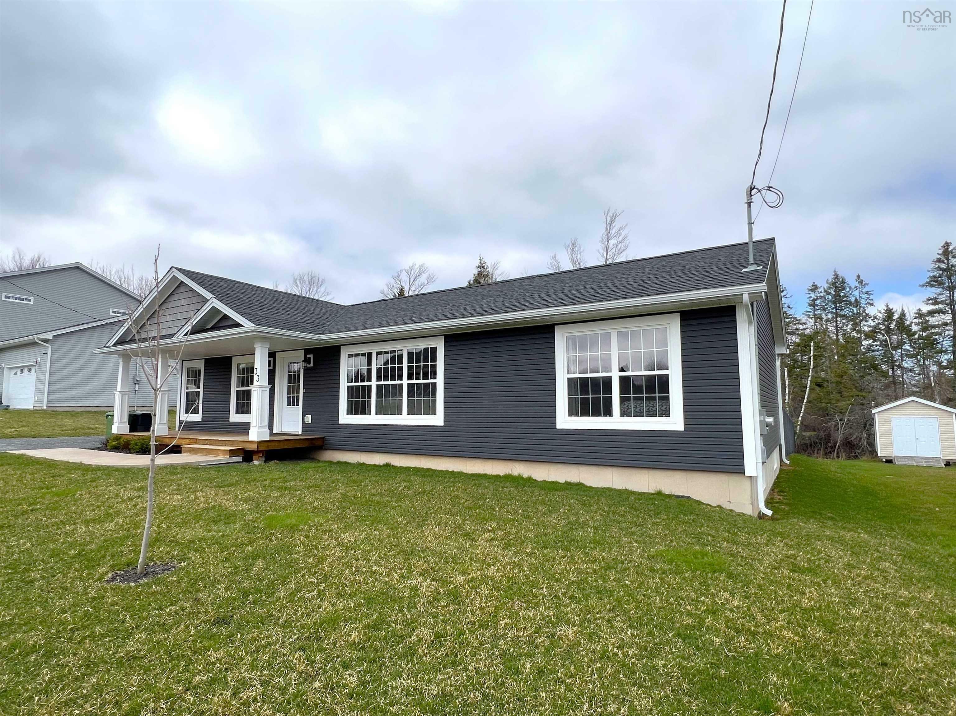 Property Photo:  33 Parkview Drive Drive  NS B2H 0E6 