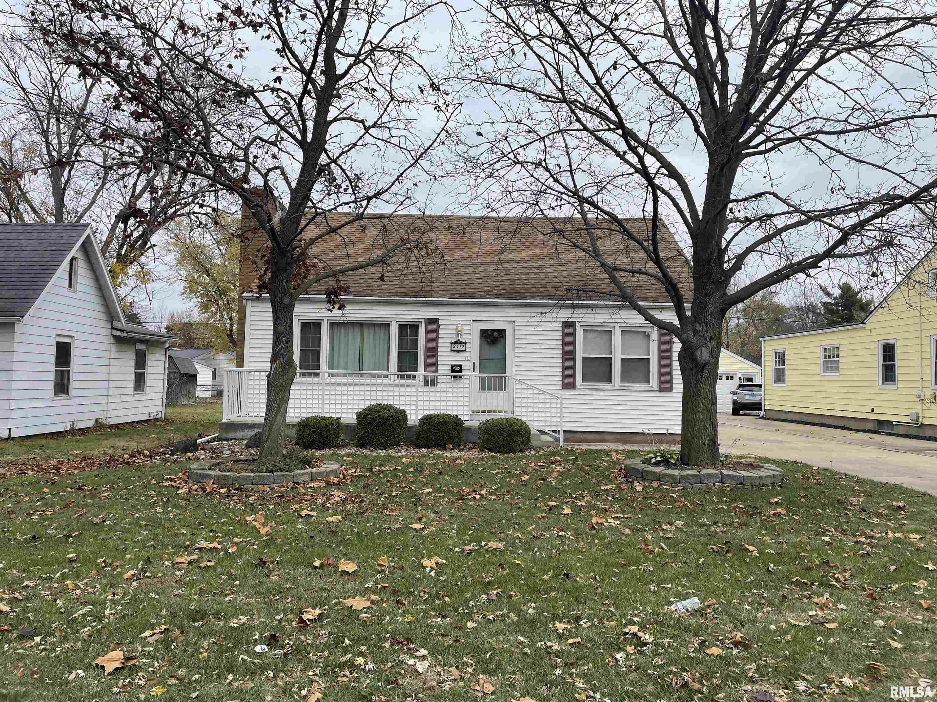 Property Photo:  2412 N Gale Avenue  IL 61604 