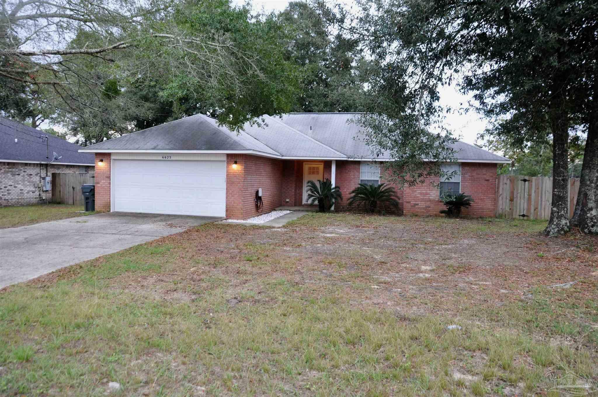 Property Photo:  6623 Ridge Crest Dr  FL 32570 