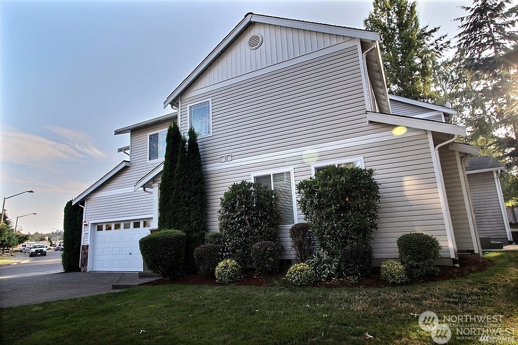 Property Photo:  26705 19th Avenue S  WA 98198 