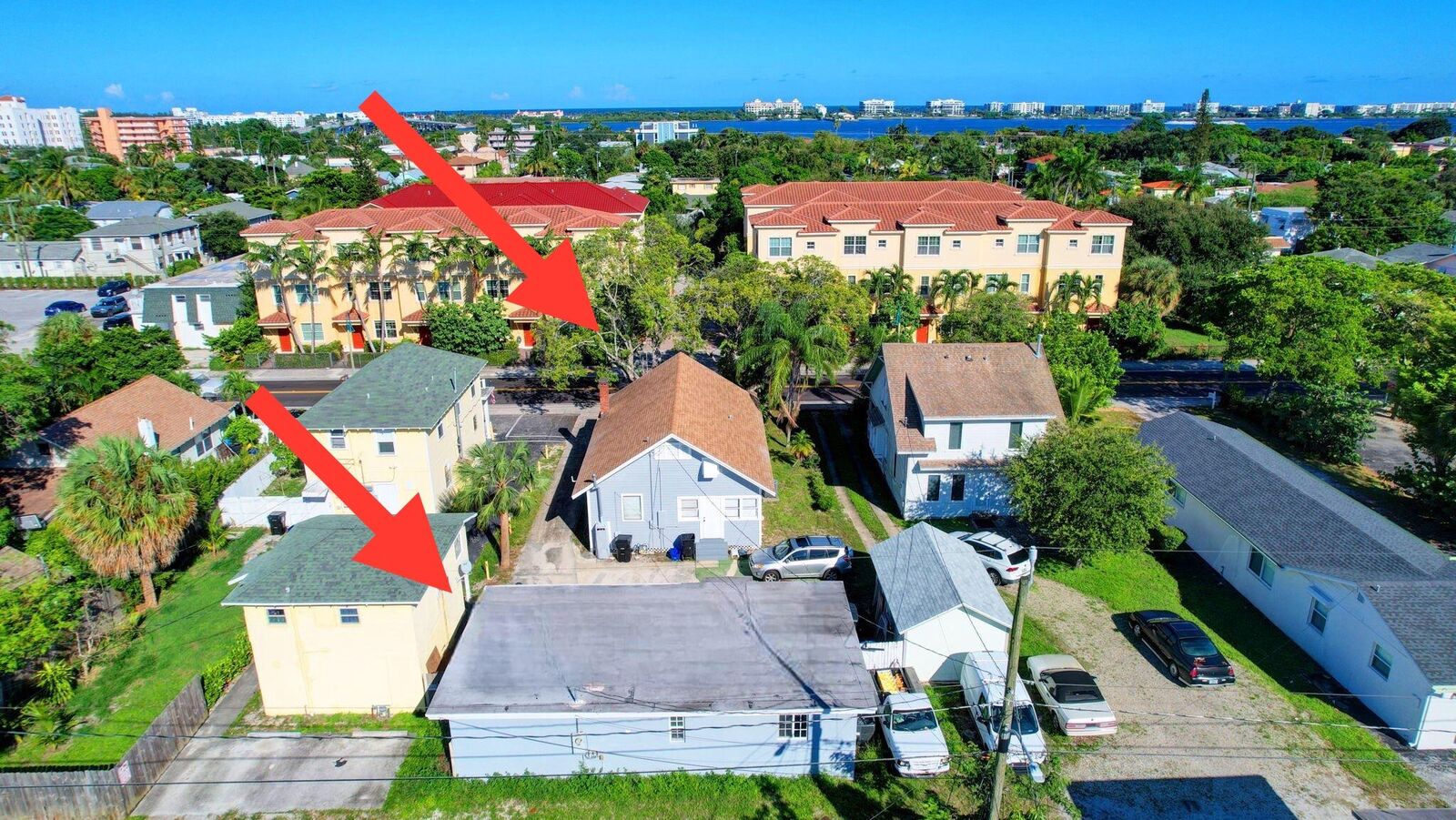 Property Photo: 215 S Federal Highway FL 33460