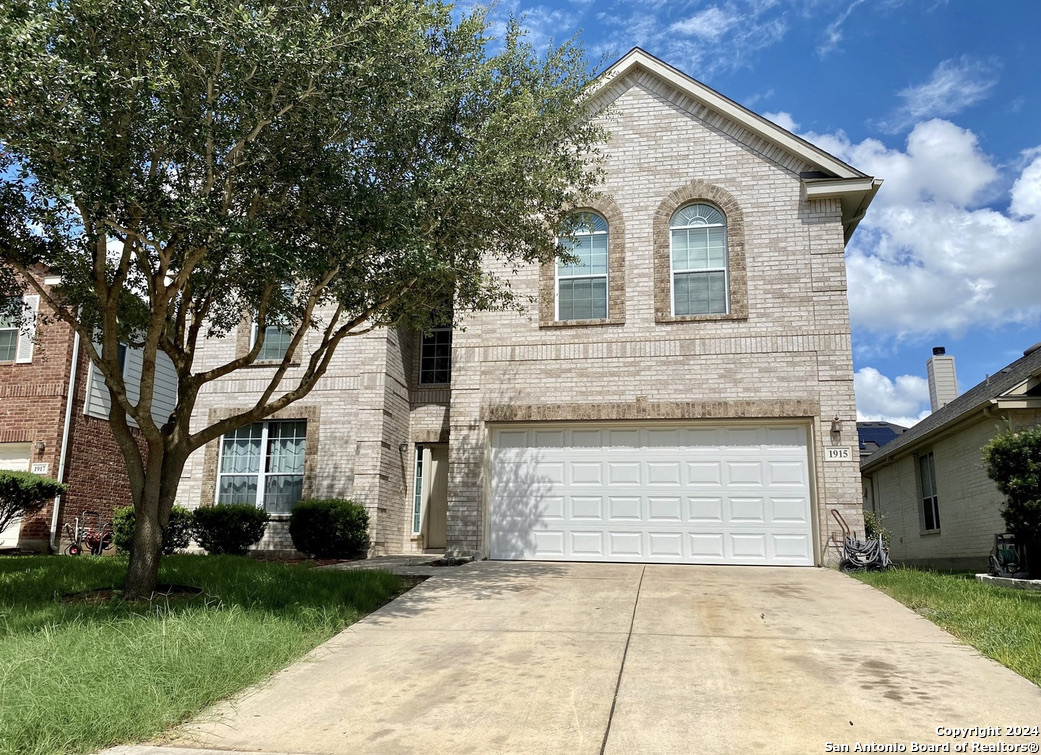 Property Photo:  1915 Ponce De Leon  TX 78239 