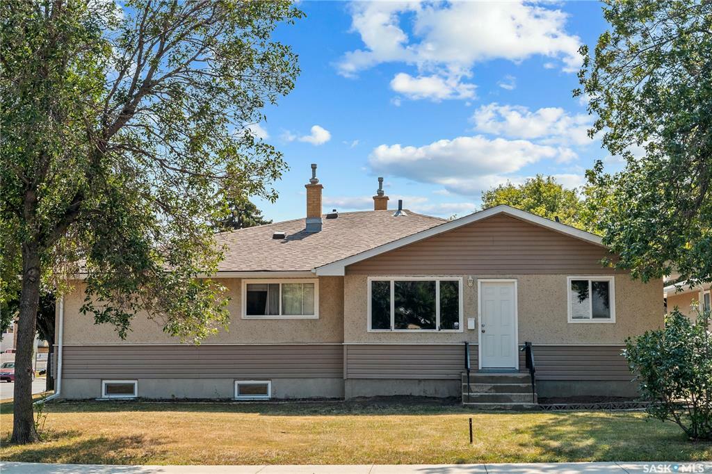 3 McMurchy Avenue  Regina SK S4R 3G1 photo