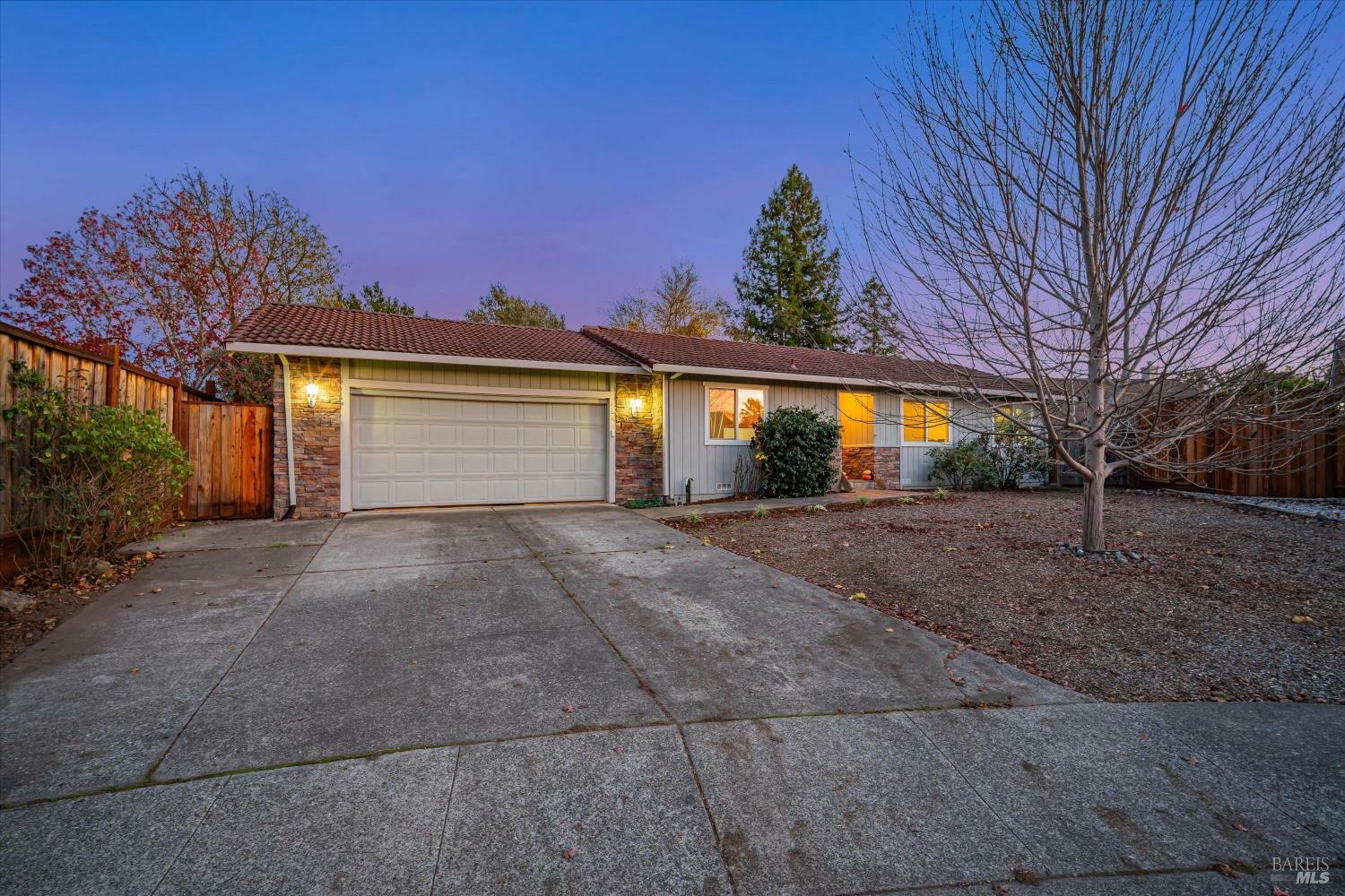 Property Photo:  454 Shannon Court  CA 95492 