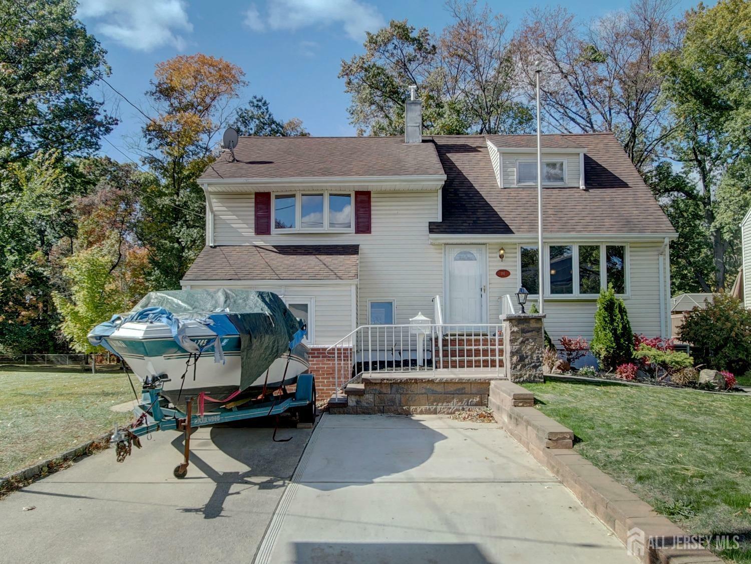 Property Photo:  181 N Hill Road N  NJ 07067 