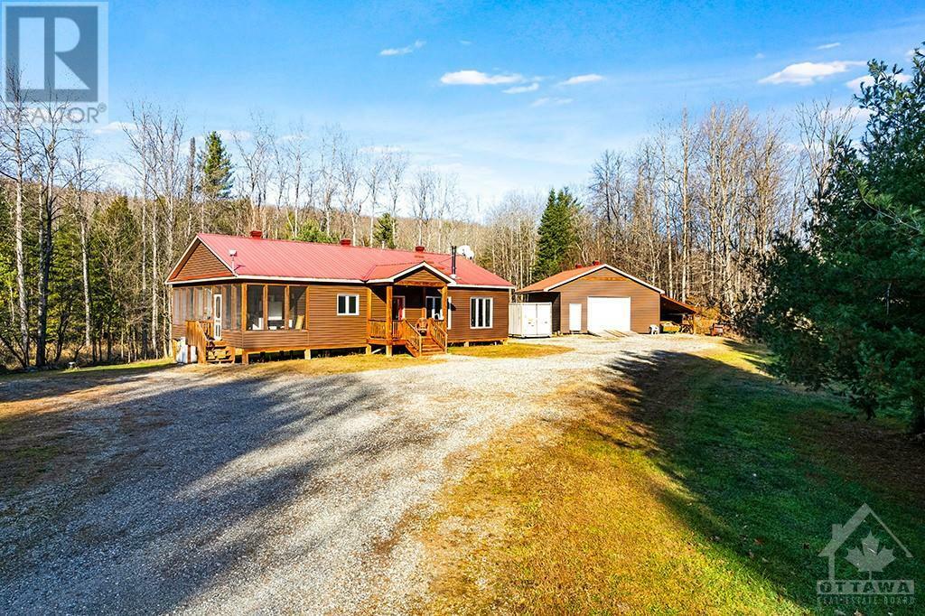 Property Photo:  1044 Lavant Mill Road  ON K0G 1M0 