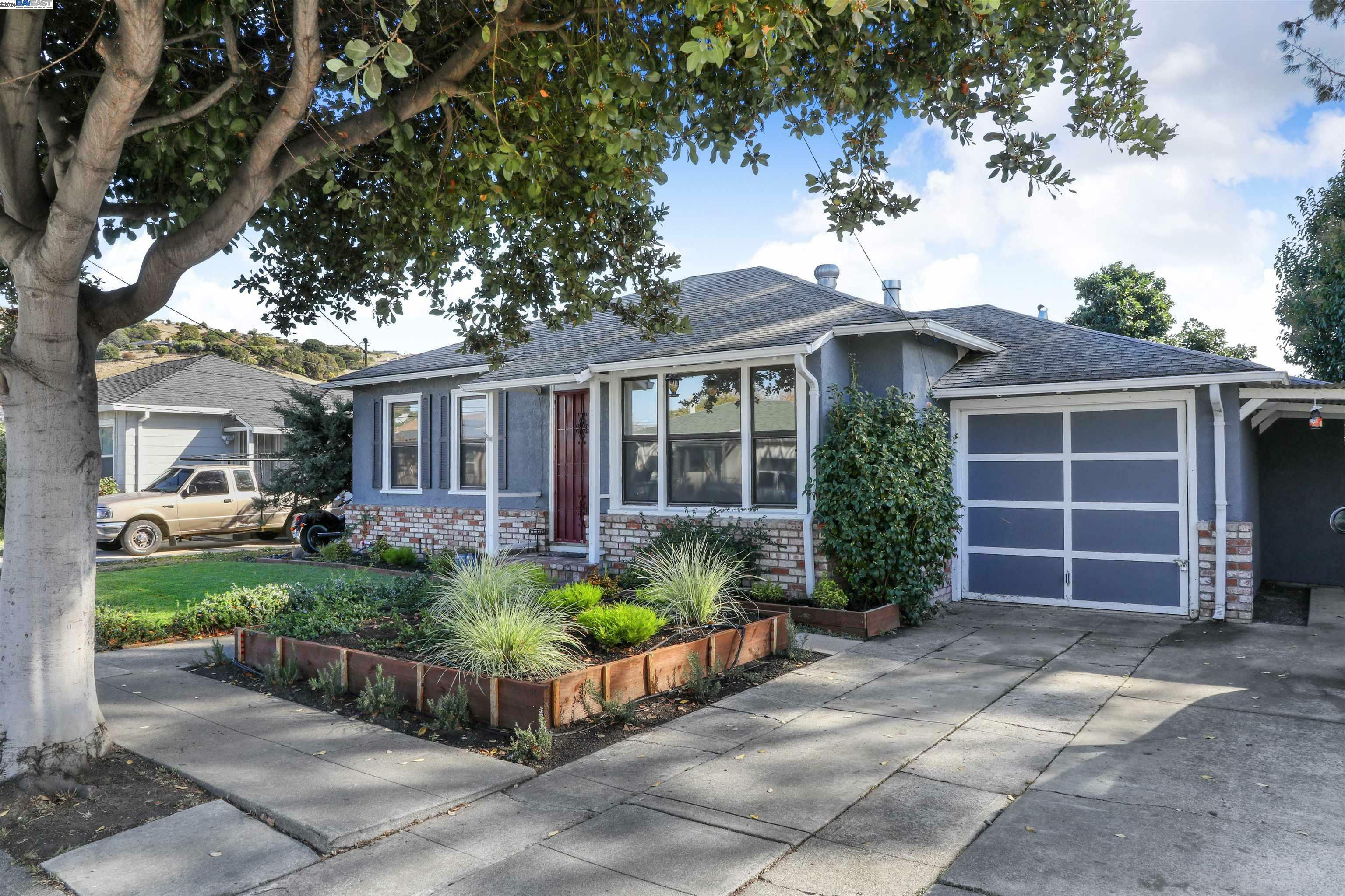 Property Photo:  1724 141st Avenue  CA 94578 