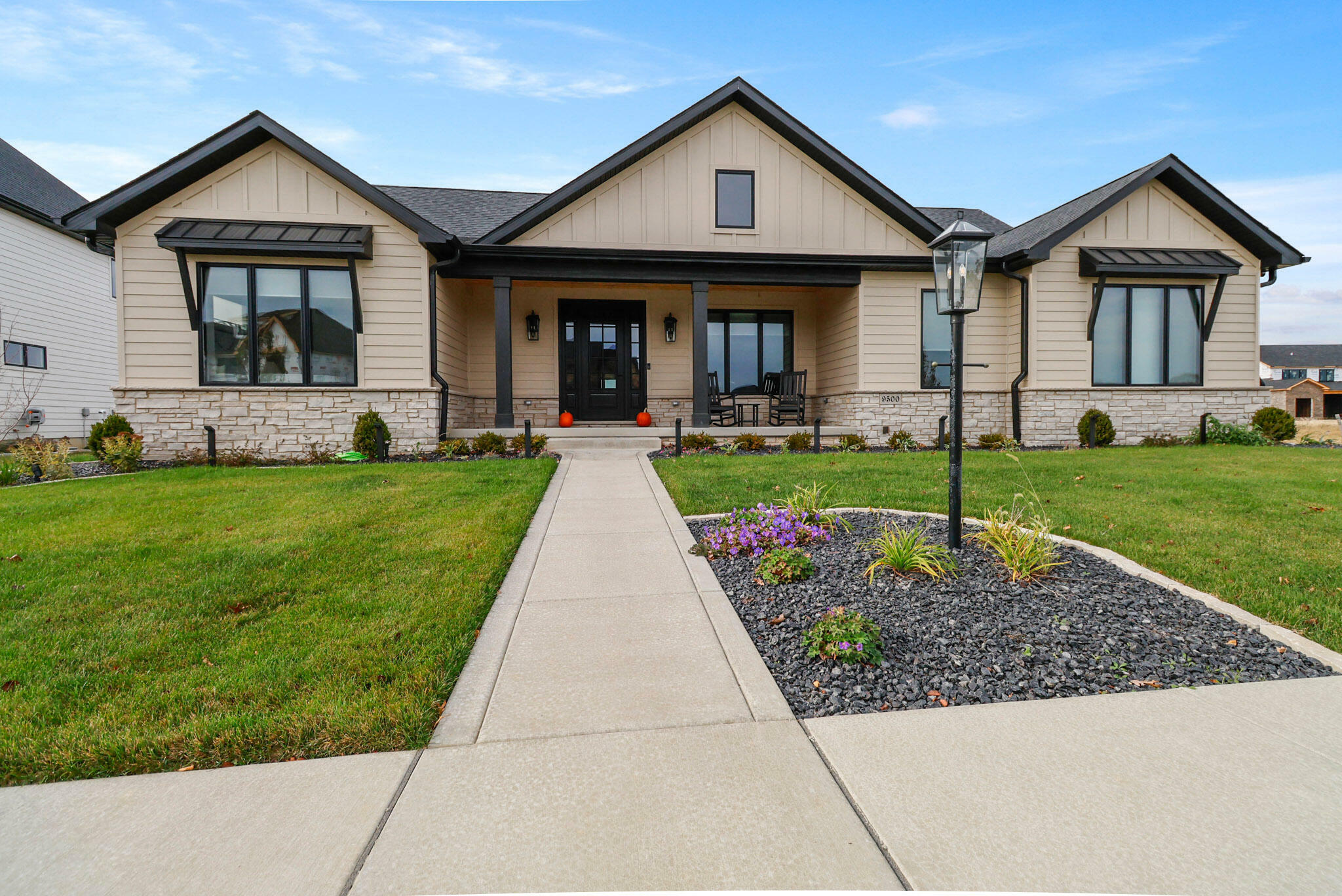 9368 Sweetspire  St. John IN 46373 photo