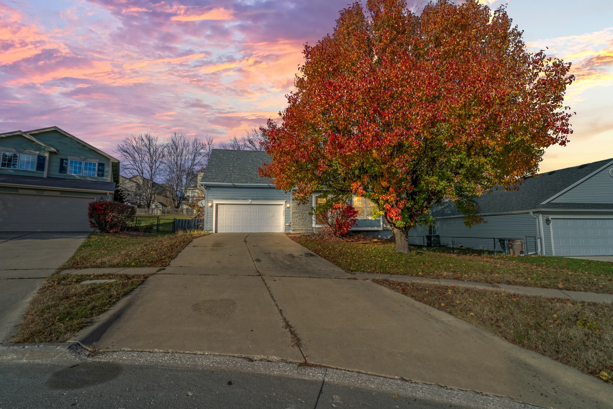 Property Photo:  2417 River Ridge Drive  IA 50265 