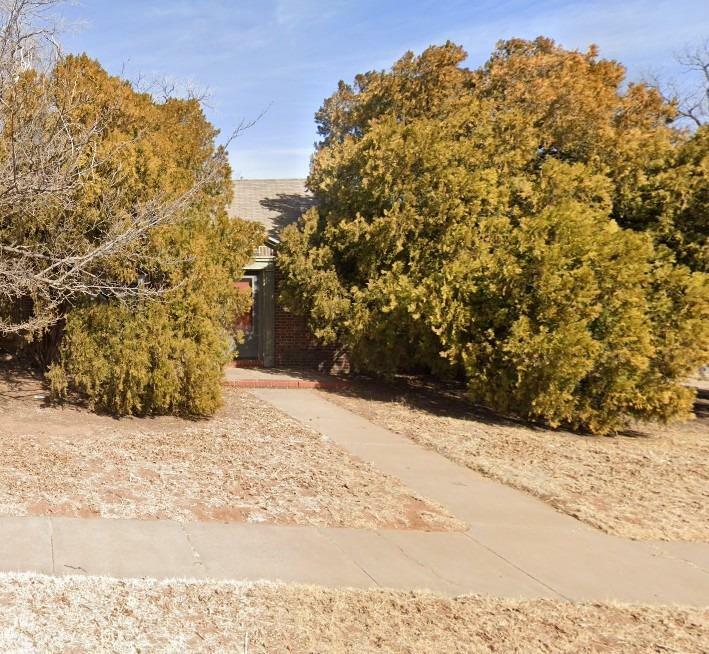 Property Photo:  2202 28th Street  TX 79411 