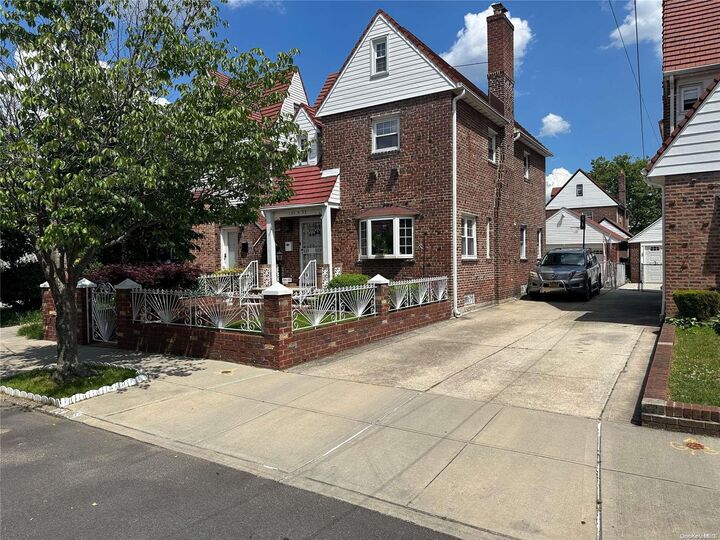 131-33 228 Street  Laurelton NY 11413 photo