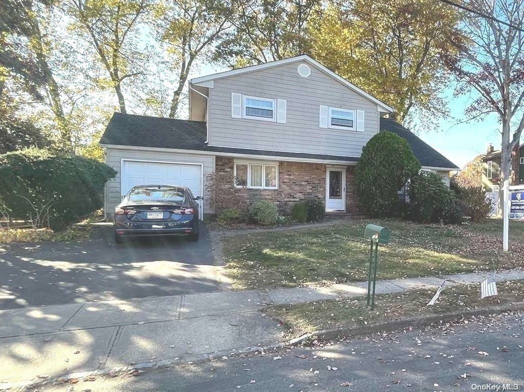 Property Photo:  110 Totten Avenue  NY 11729 